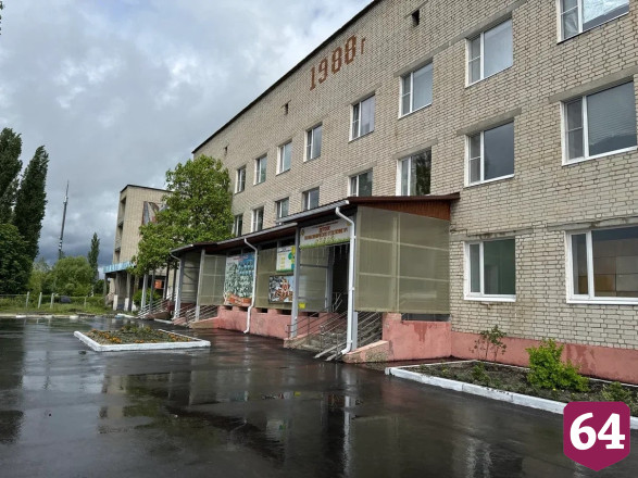 Зампред высоко оценил благоустройство территории больницы 